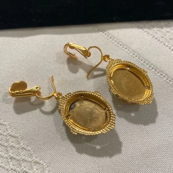 Vintage Gold And Floral Cabochon Earrings - Picture 4 of 6